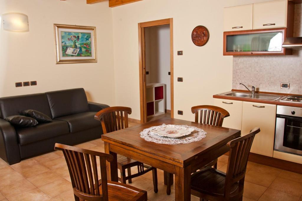 Agriturismo Radamez Monzambano Ruang foto